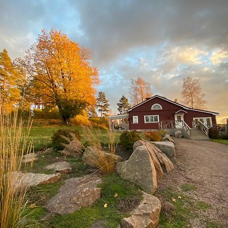 Villa Persas Kristinehamn Luaran gambar
