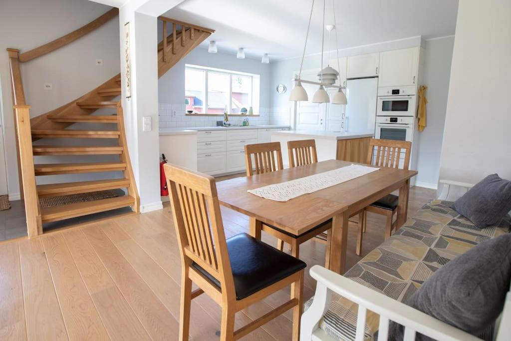 Villa Persas Kristinehamn Luaran gambar