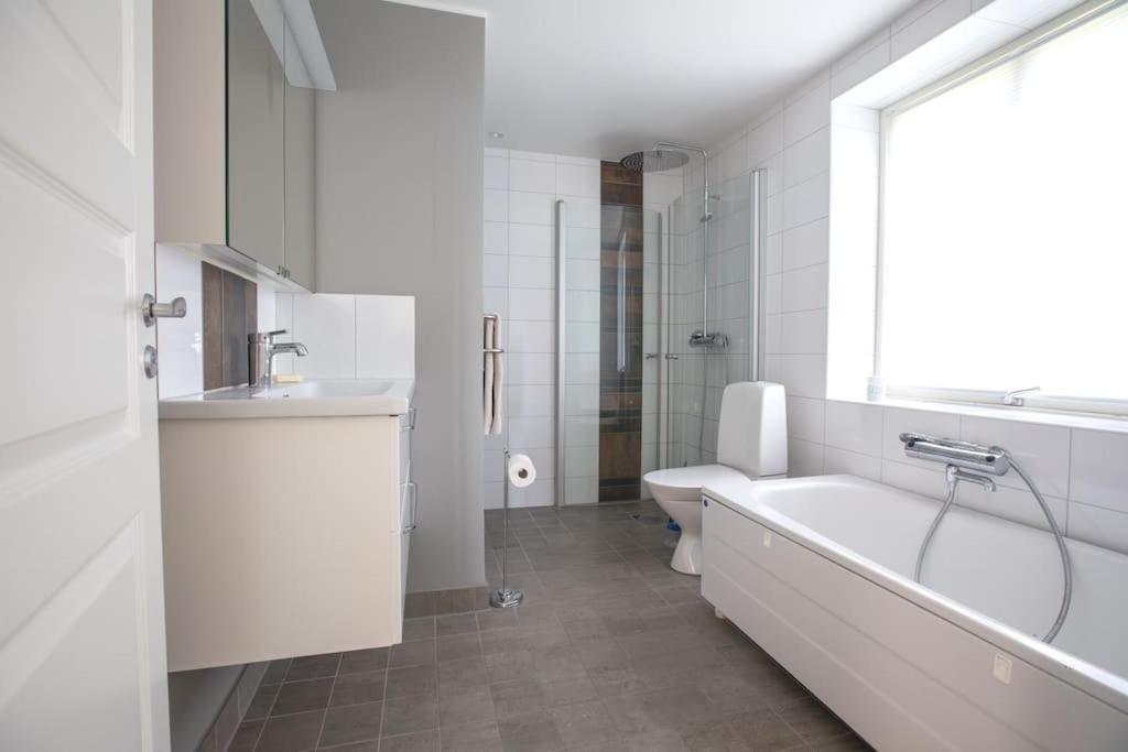Villa Persas Kristinehamn Luaran gambar