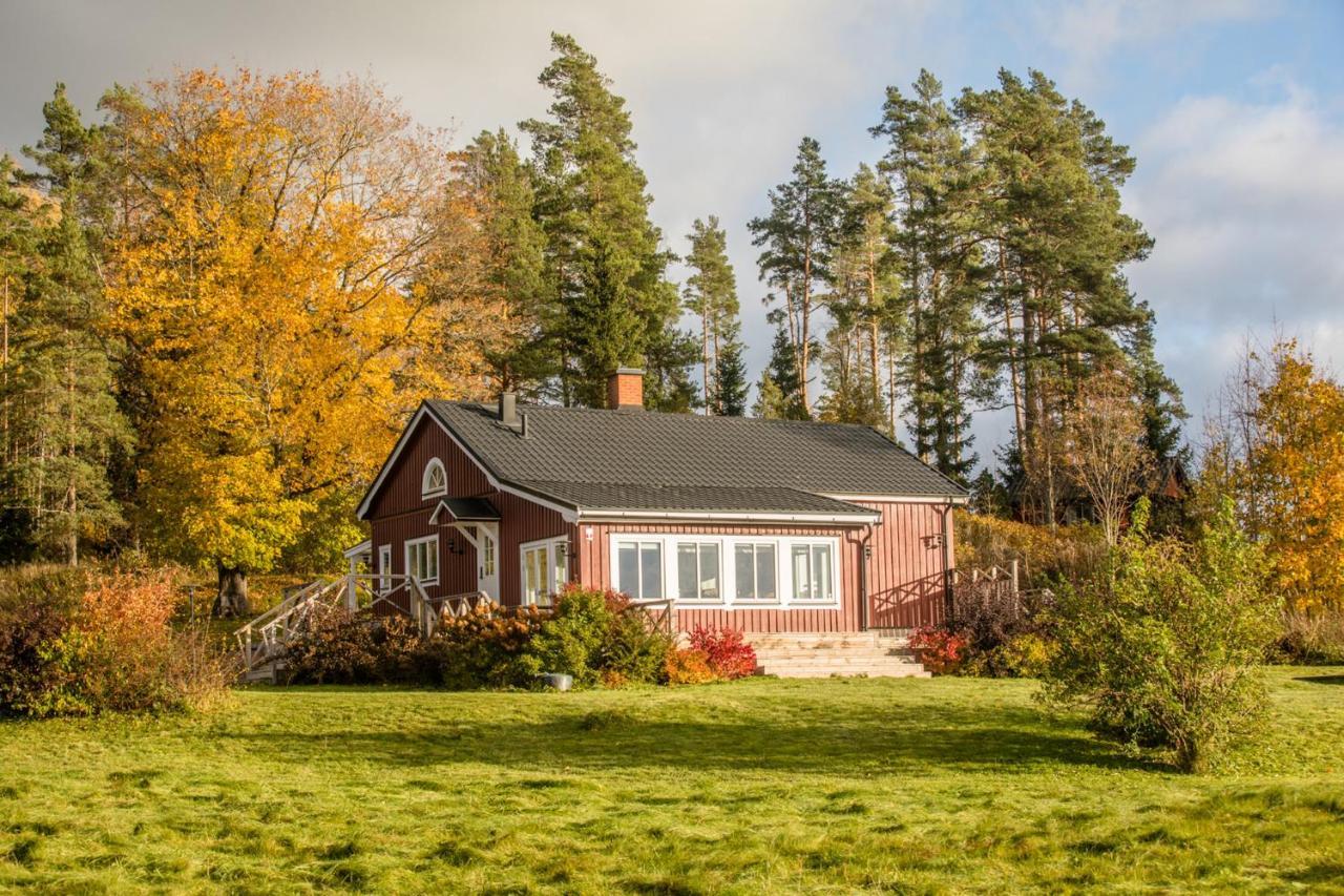 Villa Persas Kristinehamn Luaran gambar